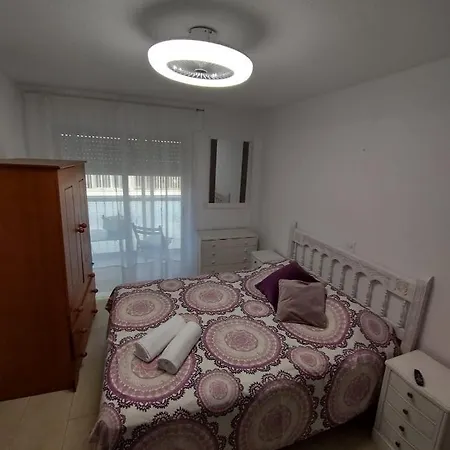 Cosy Flat With Pool Access Apartment